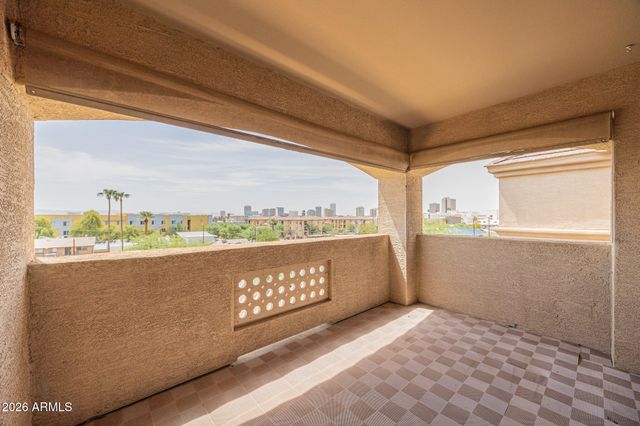 920 E DEVONSHIRE Avenue 4003, Phoenix, AZ 85014