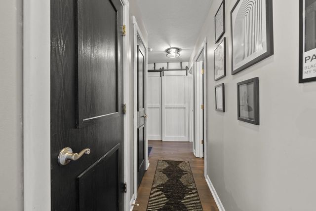 201 Fox Hall Drive, Pataskala, OH 43062