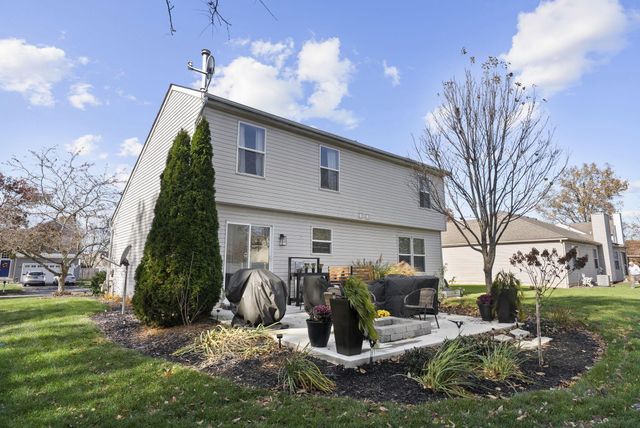 201 Fox Hall Drive, Pataskala, OH 43062