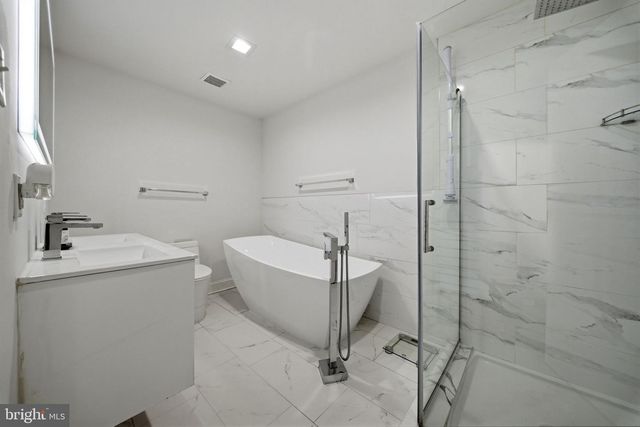 1634 ANNIN ST, Philadelphia, PA 19146