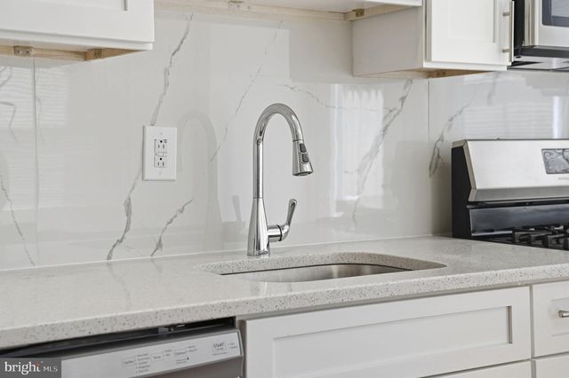 1634 ANNIN ST, Philadelphia, PA 19146