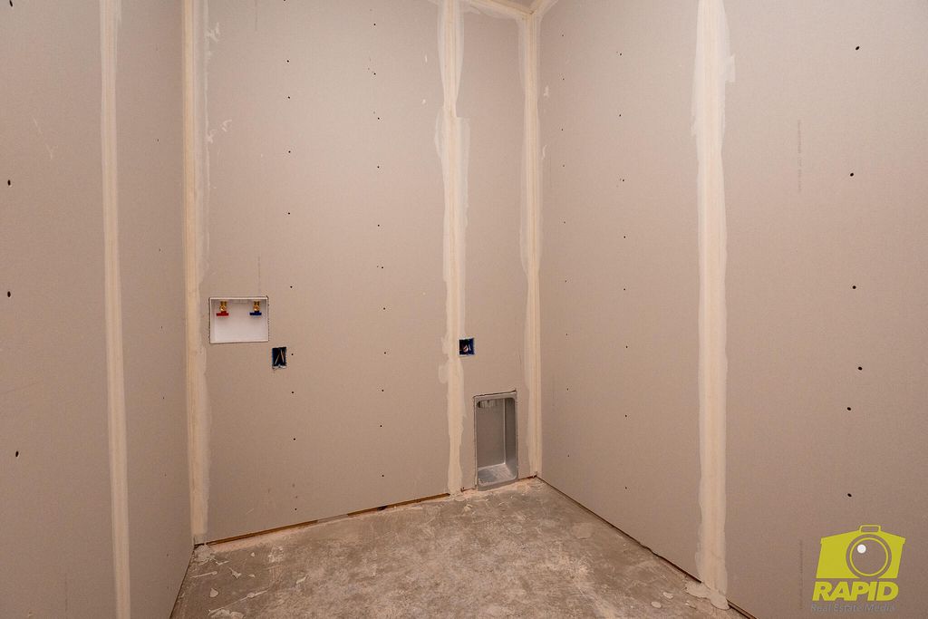Image 7 of property listing at 9619 Grey Wolf Lane, San Angelo, TX 76901