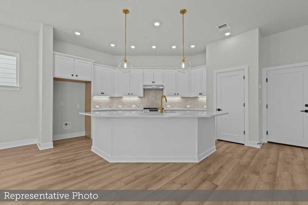 1014 Lucinda Williams DR, Austin, TX 78744