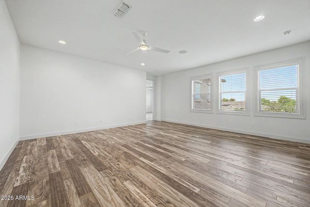 1002 E PARKVIEW Drive, Gilbert, AZ 85295