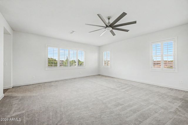 1002 E PARKVIEW Drive, Gilbert, AZ 85295