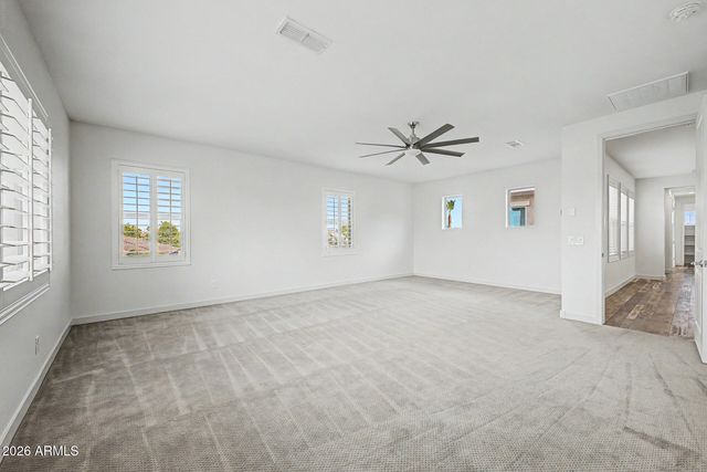 1002 E PARKVIEW Drive, Gilbert, AZ 85295