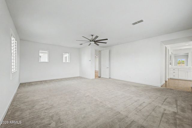 1002 E PARKVIEW Drive, Gilbert, AZ 85295