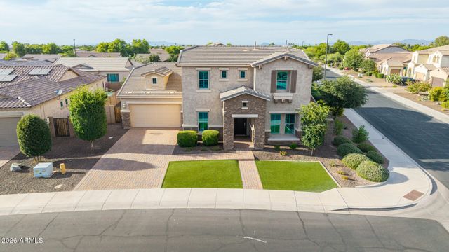 1002 E PARKVIEW Drive, Gilbert, AZ 85295