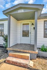 1016 E Pecan Street, Altus, OK 73521