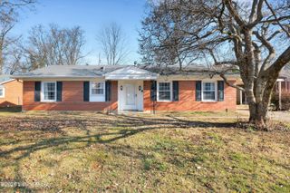 2815 Rockhaven Ave, Louisville, KY 40220