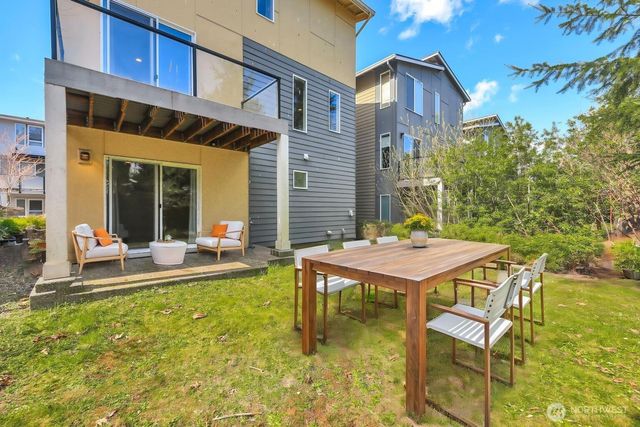 14610 36th Avenue NE, Lake Forest Park, WA 98155