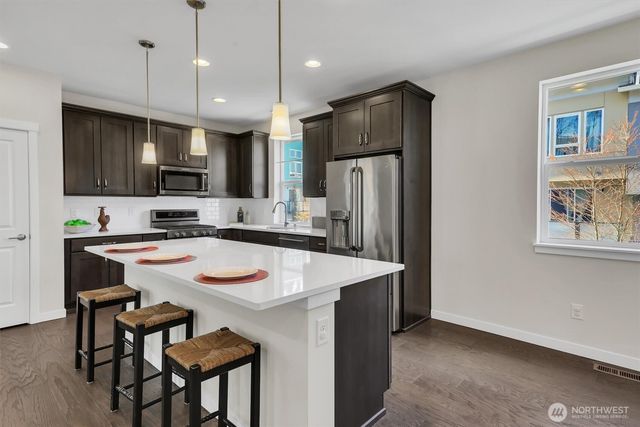 14610 36th Avenue NE, Lake Forest Park, WA 98155