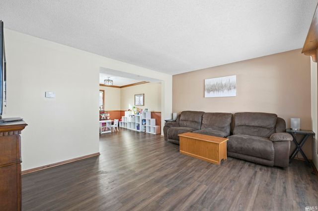 3303 Walden Run, Fort Wayne, IN 46815