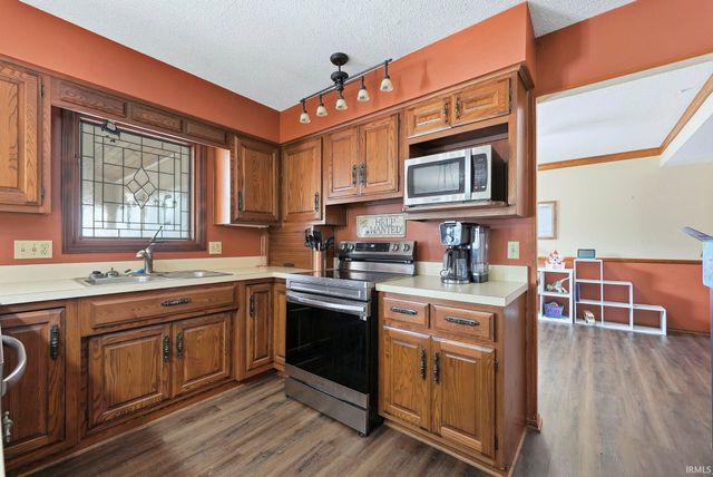 3303 Walden Run, Fort Wayne, IN 46815