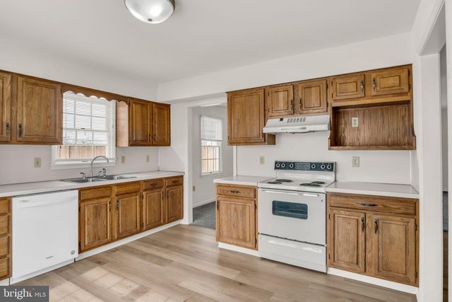 626 PARK RIDGE DR, Mechanicsburg, PA 17055