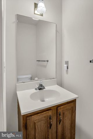 626 PARK RIDGE DR, Mechanicsburg, PA 17055