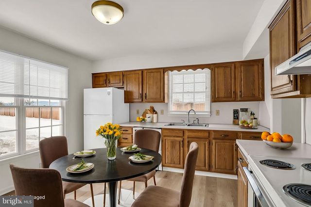 626 PARK RIDGE DR, Mechanicsburg, PA 17055