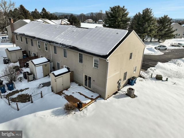 626 PARK RIDGE DR, Mechanicsburg, PA 17055