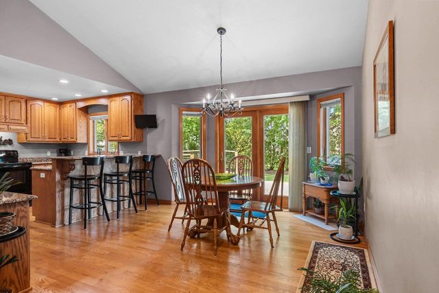 1809 SADDLEBROOK LANE, De Pere, WI 54115