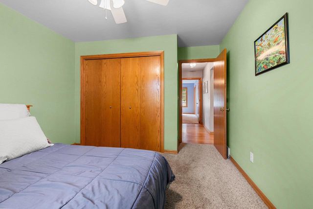 1809 SADDLEBROOK LANE, De Pere, WI 54115