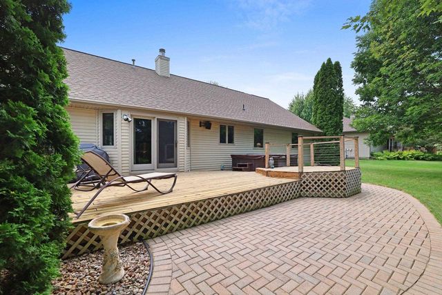 1809 SADDLEBROOK LANE, De Pere, WI 54115