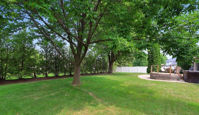 1809 SADDLEBROOK LANE, De Pere, WI 54115
