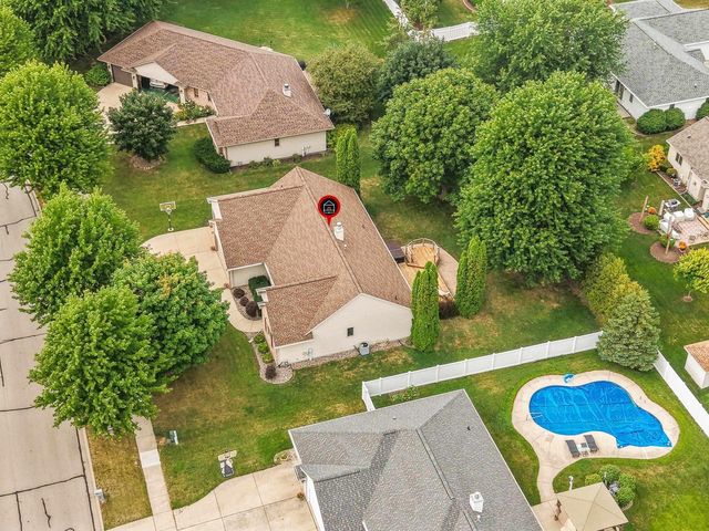 1809 SADDLEBROOK LANE, De Pere, WI 54115