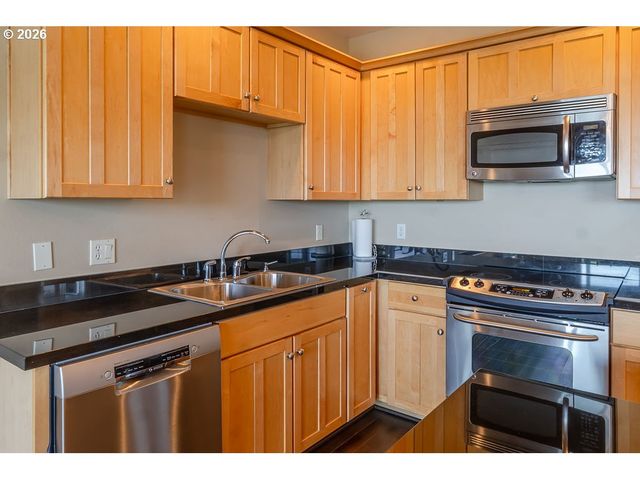 1000 N HOLLADAY Dr 408, Seaside, OR 97138