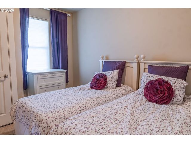 1000 N HOLLADAY Dr 408, Seaside, OR 97138