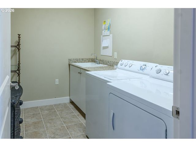 1000 N HOLLADAY Dr 408, Seaside, OR 97138