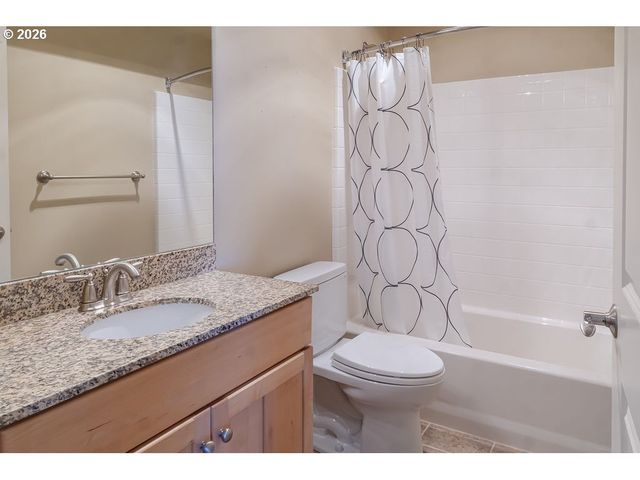 1000 N HOLLADAY Dr 408, Seaside, OR 97138