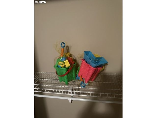 1000 N HOLLADAY Dr 408, Seaside, OR 97138