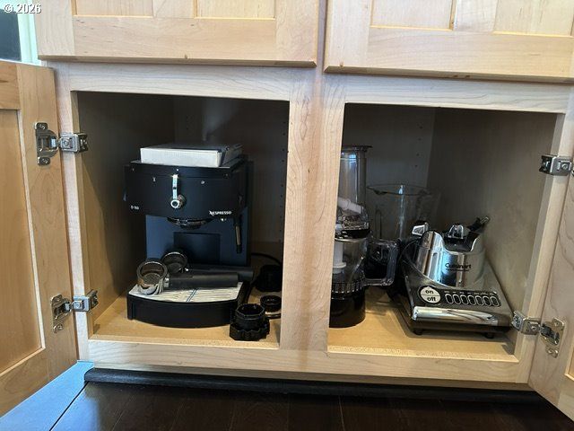 1000 N HOLLADAY Dr 408, Seaside, OR 97138