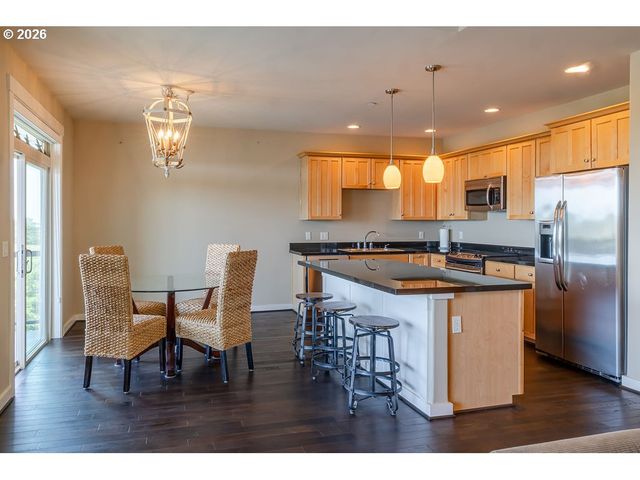 1000 N HOLLADAY Dr 408, Seaside, OR 97138