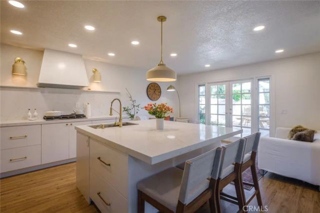 1 Encinitas Ct, Laguna Beach, CA 92651