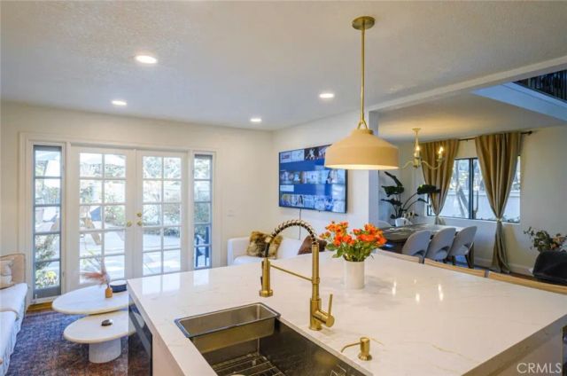 1 Encinitas Ct, Laguna Beach, CA 92651