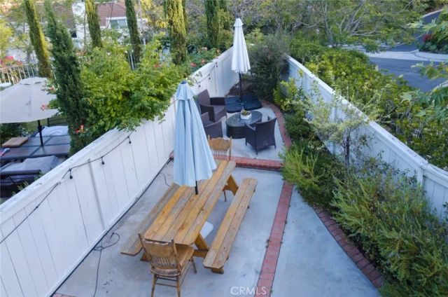 1 Encinitas Ct, Laguna Beach, CA 92651