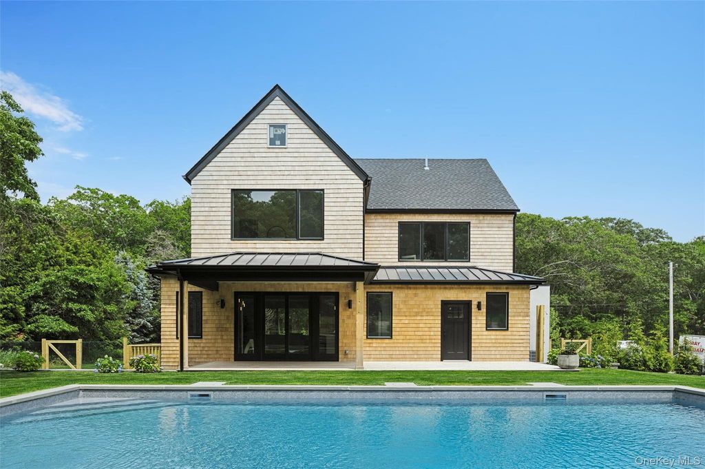57 Newtown Road, Hampton Bays, NY 11946