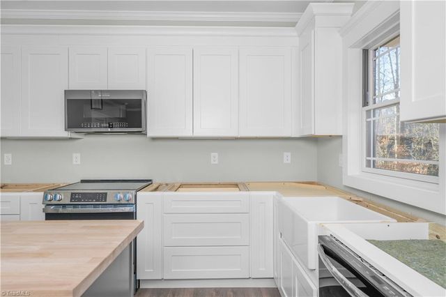 2795 Caraway Lane, Winston-salem, NC 27103