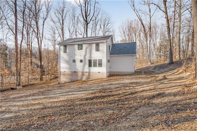 2795 Caraway Lane, Winston-salem, NC 27103