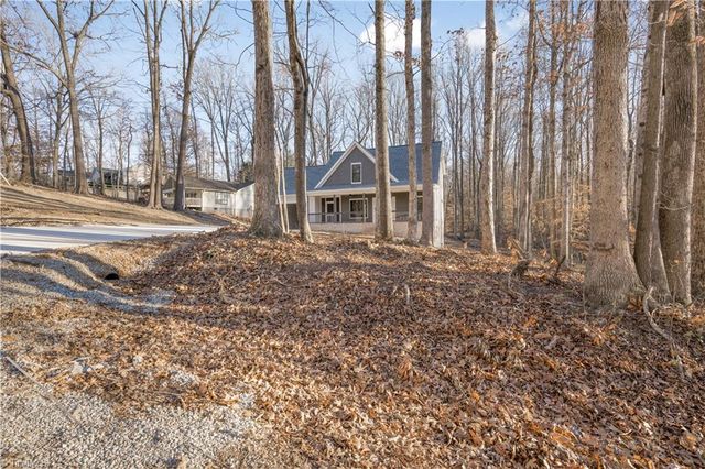 2795 Caraway Lane, Winston-salem, NC 27103