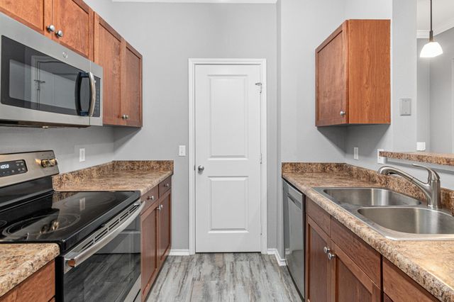 13570 Technology Drive 2322, Eden Prairie, MN 55344