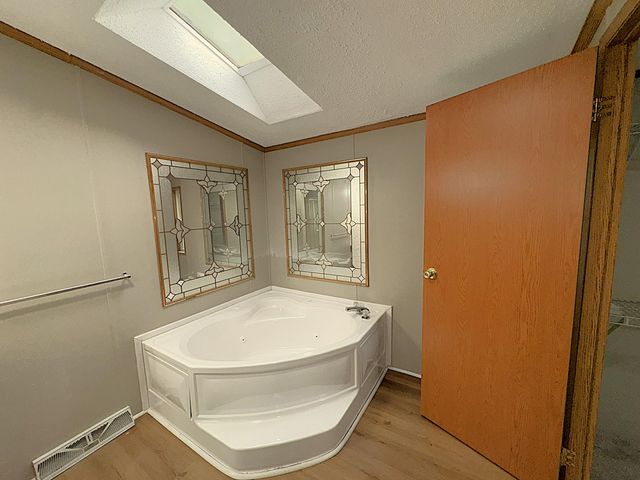466 Pine Cone Trail, Monroe City, MI 48161