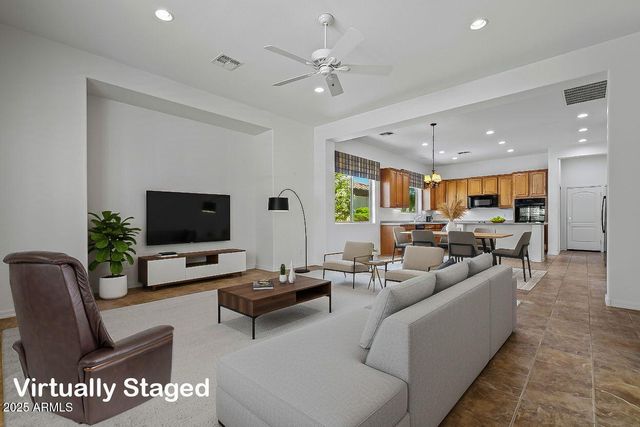 13134 W LOS BANCOS Court, Sun City West, AZ 85375