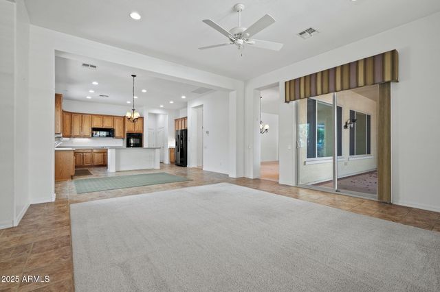 13134 W LOS BANCOS Court, Sun City West, AZ 85375