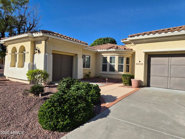 13134 W LOS BANCOS Court, Sun City West, AZ 85375