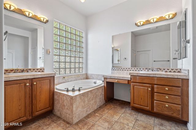 13134 W LOS BANCOS Court, Sun City West, AZ 85375