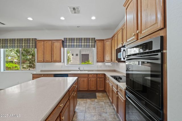 13134 W LOS BANCOS Court, Sun City West, AZ 85375