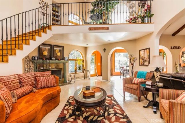 4305 N Sunflower Avenue, Covina, CA 91724