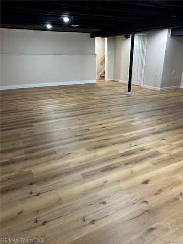 24820 CULVER Street, St. Clair Shores, MI 48080